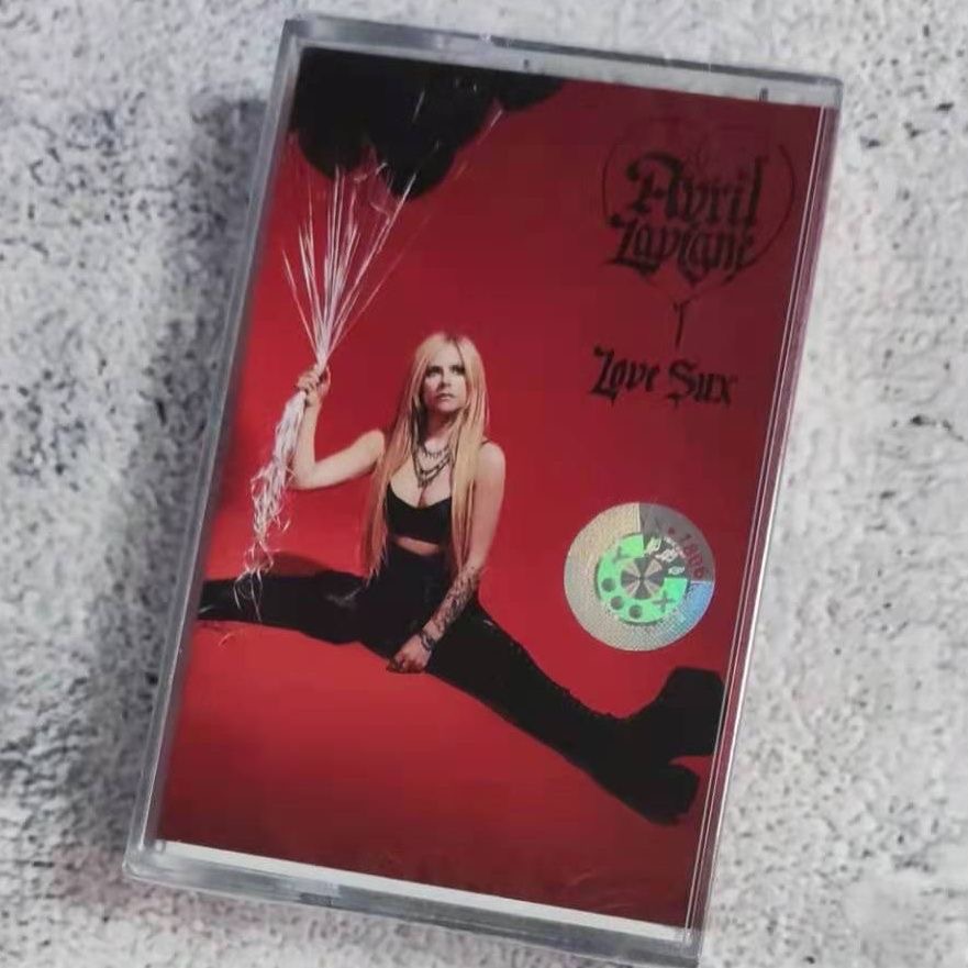 Avril Ramona Lavigne Music Mag - Party Games Music review and price